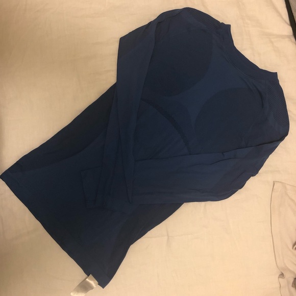 Tops - Navy Blue Workout Top Tops - Navy Blue Workout Top